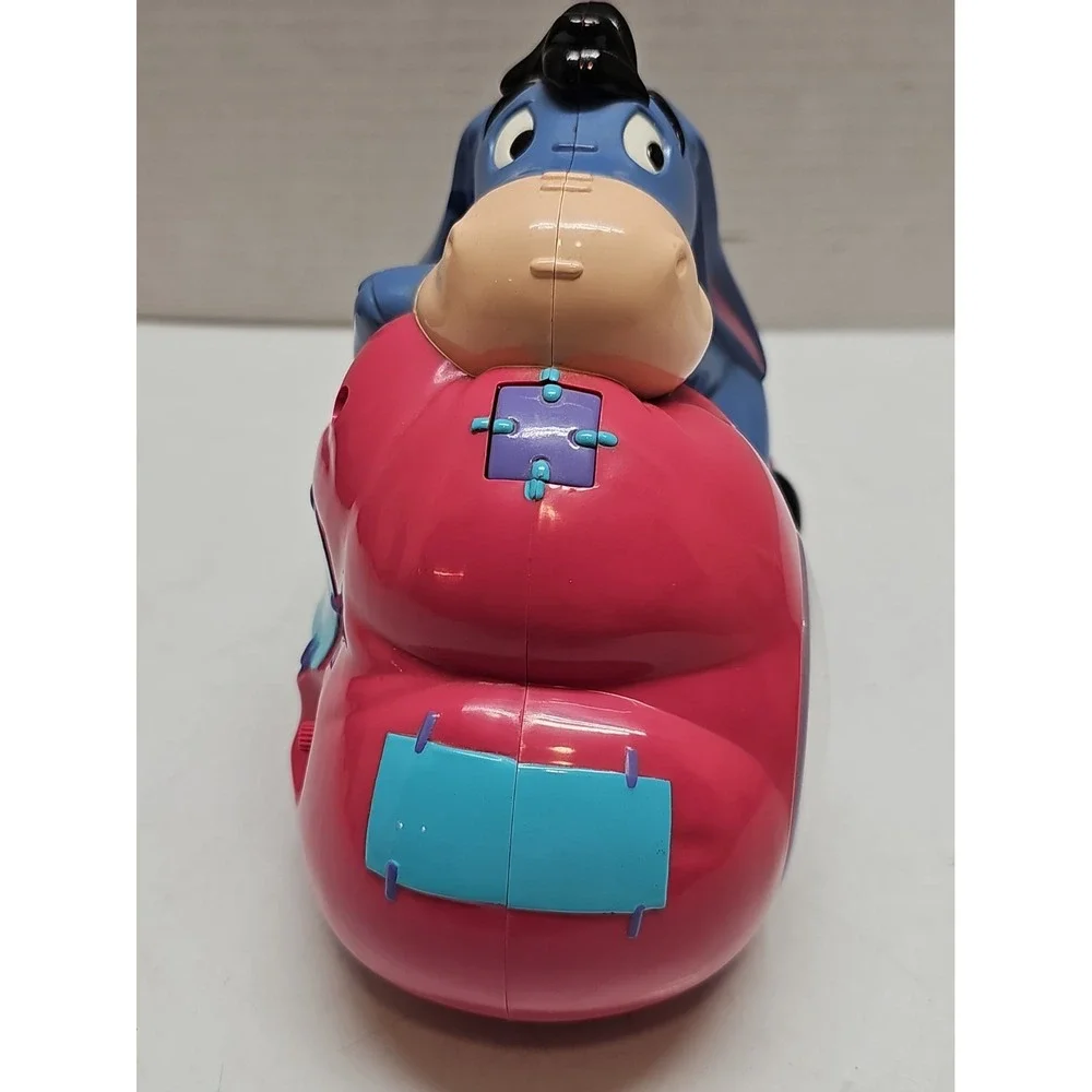 Disney Winnie the Pooh Eeyore Quartz Musical Alarm Clock Works